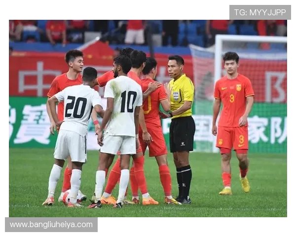 2001年中国足球队对阵阿联酋的经典对决回顾与分析