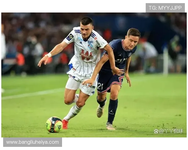 巴黎圣日耳曼与雷恩的激烈对决揭示法甲争冠新局势